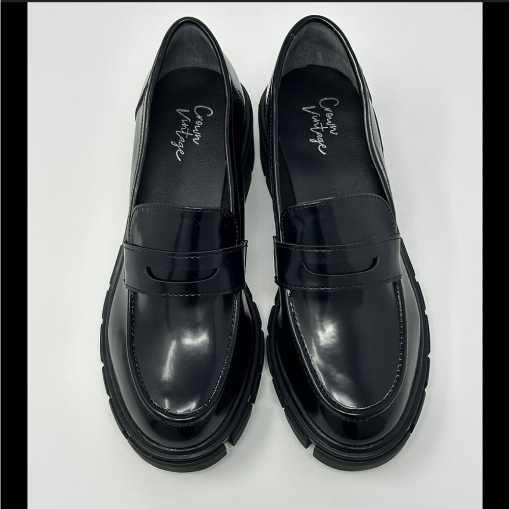 Crown Vintage Black Loafers for Women